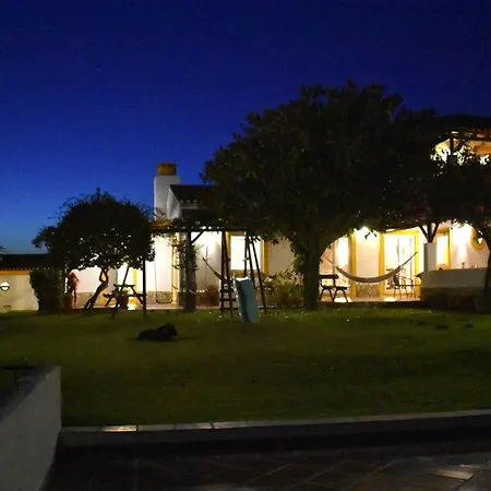 Feriehus Casal Serrano Charme E Tranquilidade